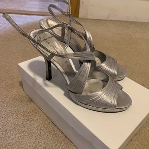 Lulu Townsend silver heels